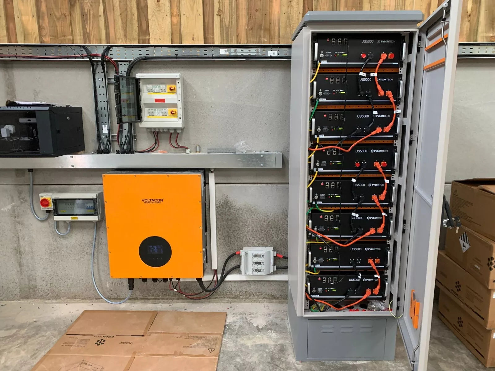 Infini Solar Hybrid 15kW Inverter MPPT Charger BMS Lithium Ion Battery ...